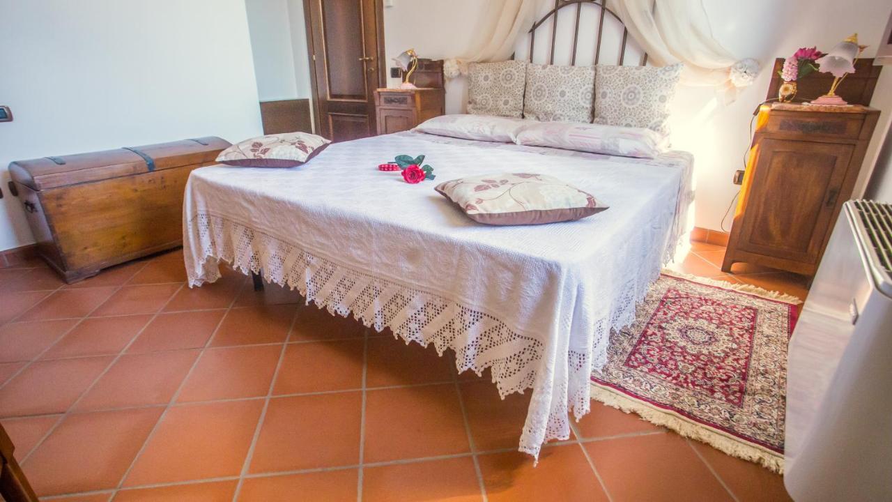 Case&Colline Villa Laura Монтескудайо Экстерьер фото
