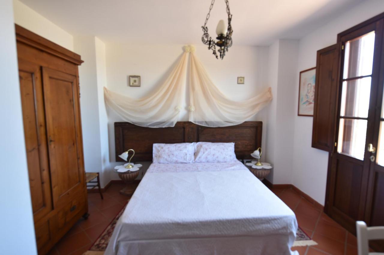 Case&Colline Villa Laura Монтескудайо Экстерьер фото